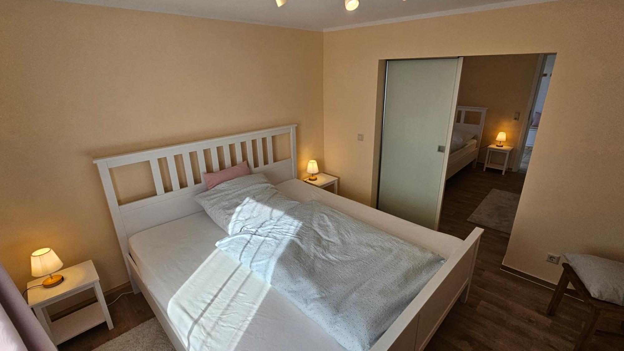 Sehr Schoenes Und Grosses Haus In Dresden - Partys Und Andere Feierlichkeiten Sind Wegen Eventueller Laermbelaestigung Nicht Gestattet Exteriér fotografie